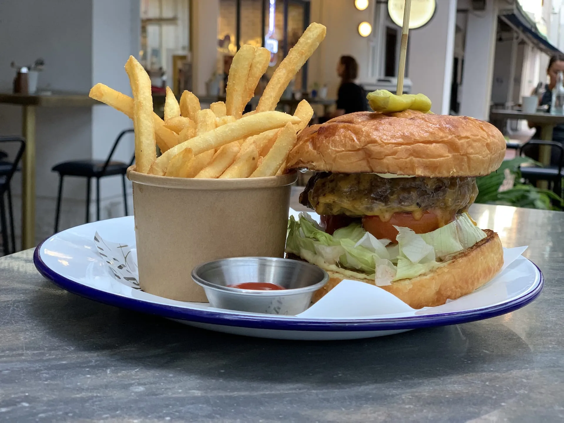 Common Man Burger at Common Man Stan