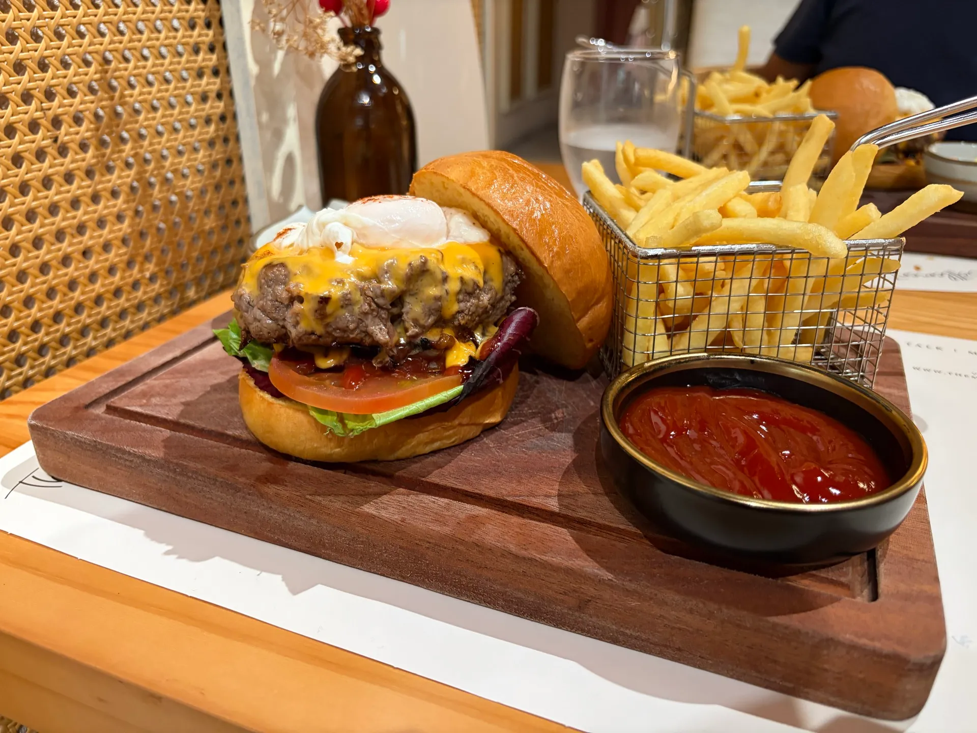 MS Burger at Malayan Settlement