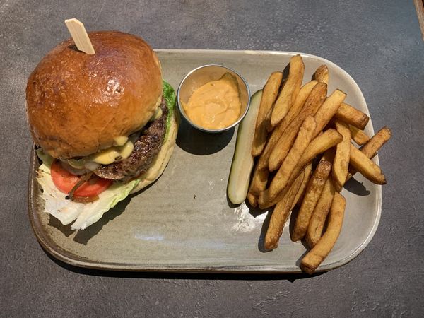 Grass-fed Beef Burger, Providore OUE Downtown, Singapore